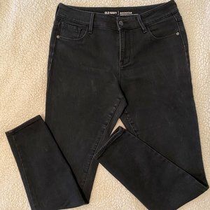 Old Navy Secret Soft black jeans Sz 6